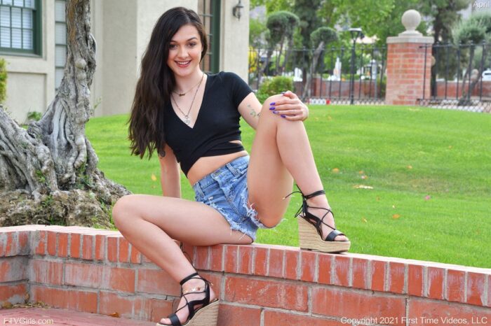 April Valentino: Stretching Her Out