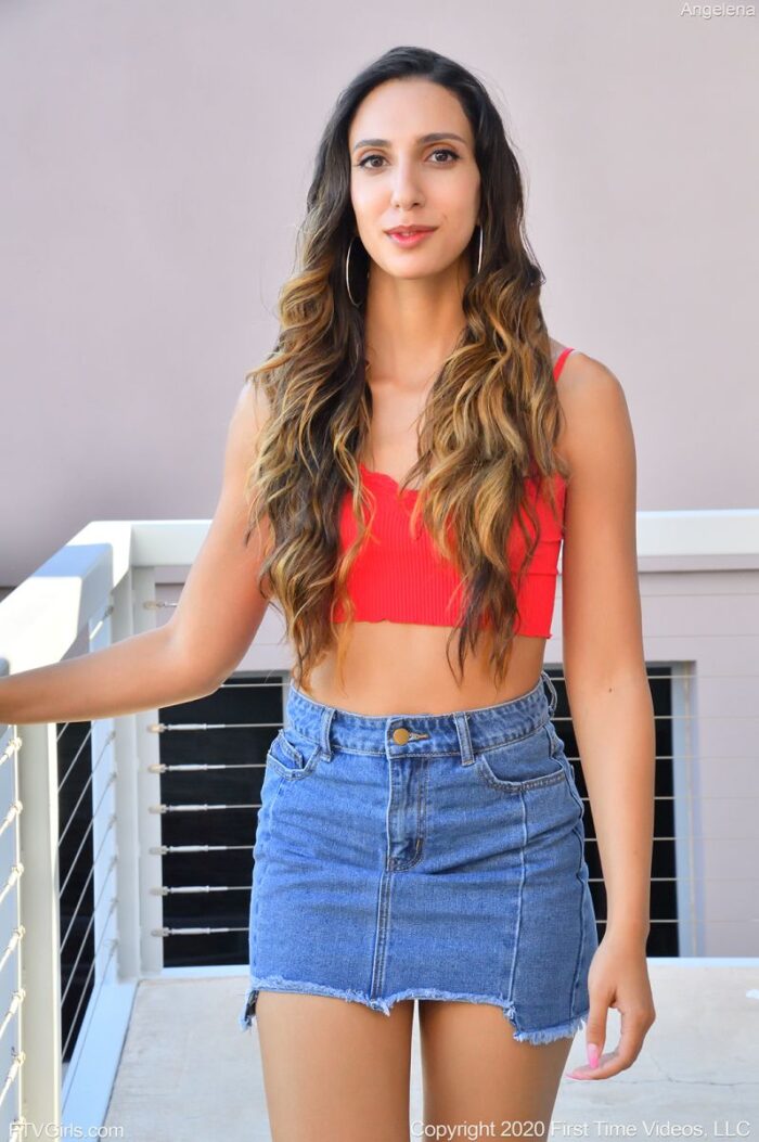 Angelica Cruz: Wet And Milky