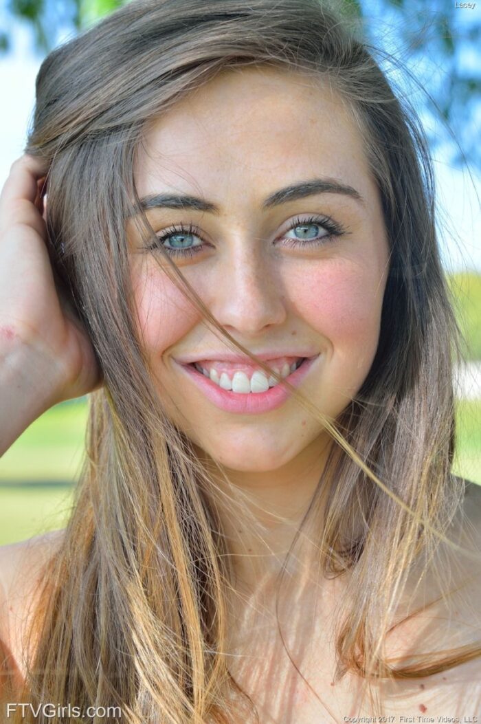 Lexi Lovell: Playful At The Lake